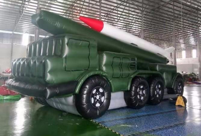 吉利迷彩导弹车